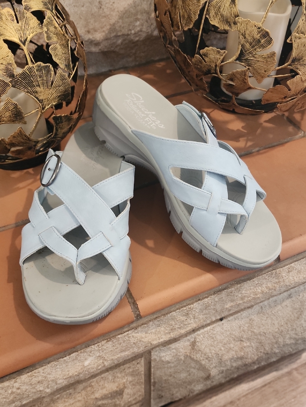 Sketchers Brand Relaxed Fit Yoga Foam Sandals
